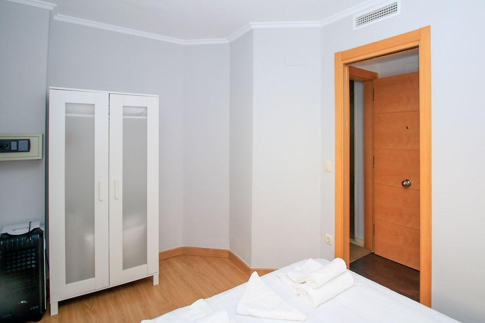 Tramontana Apartments Valencia Exterior photo