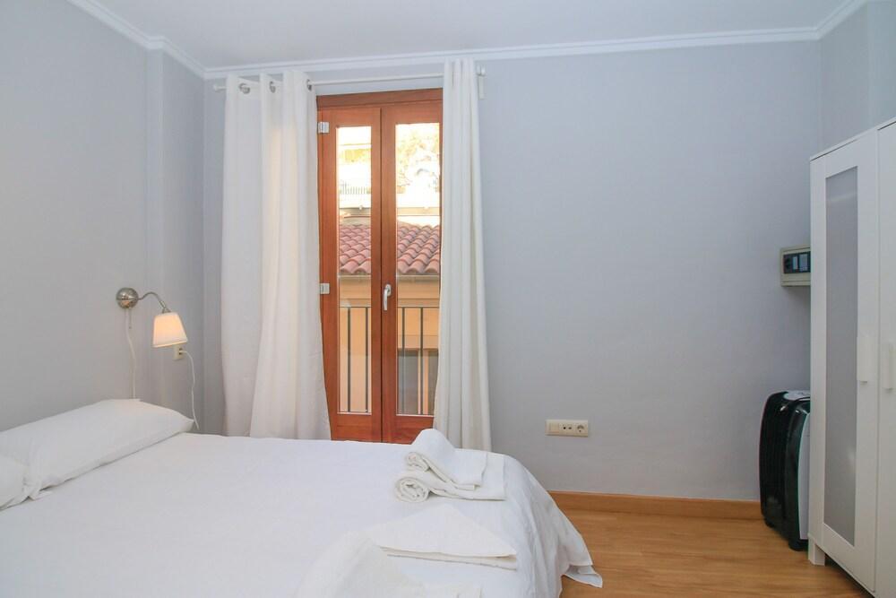 Tramontana Apartments Valencia Exterior photo